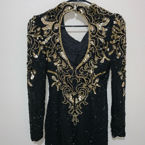 Women’s Dress - Picture 3 of 3